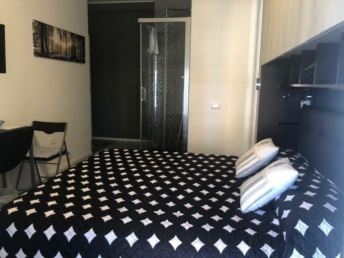 B&B Calypso Pescara Bagian luar foto